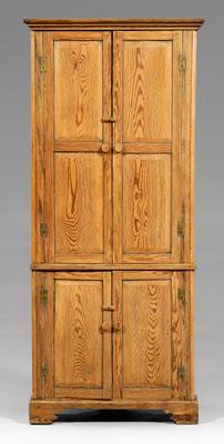 Southern yellow pine corner