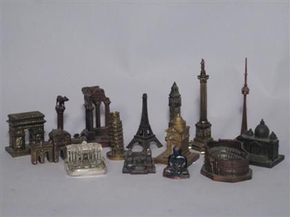 SOUVENIR BUILDINGS  Set consists of
