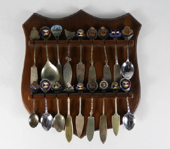 SOUVENIR SPOONS & KNIVESAn