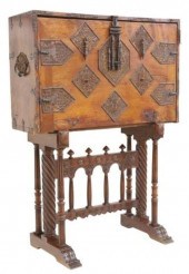 SPANISH BAROQUE STYLE VARGUENO