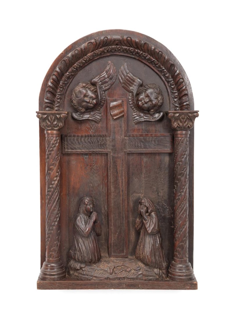 SPANISH CARVED OAK CRUCIFIXION