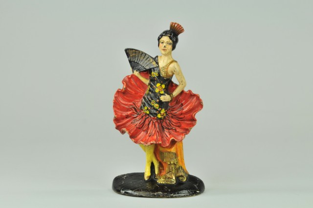 SPANISH GIRL WITH FAN DOORSTOP