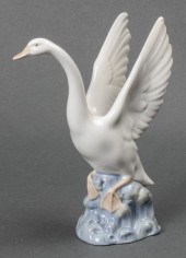 SPANISH NAO BY LLADRO PORCELAI