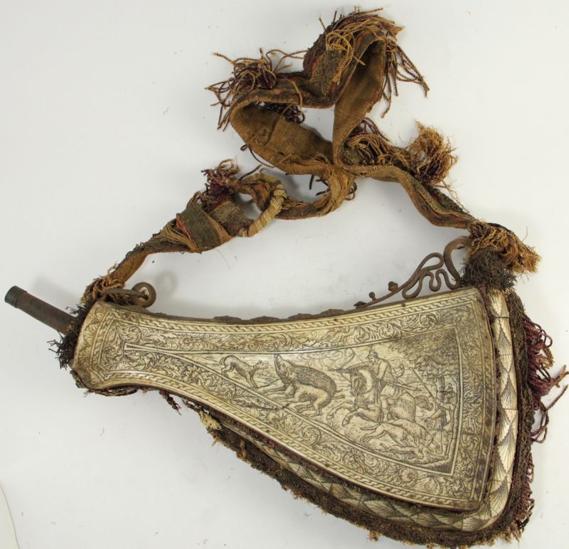 Spanish Powder Horn16th century