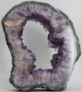 SPECIMEN. AMETHYST CIRCLE SLIC