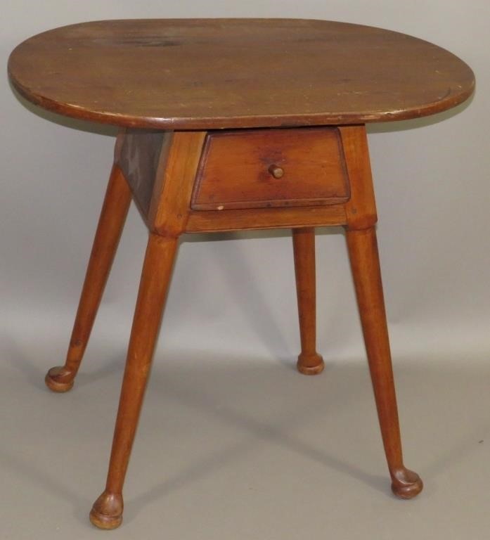 SPLAY LEGGED STANDca. 1770; round