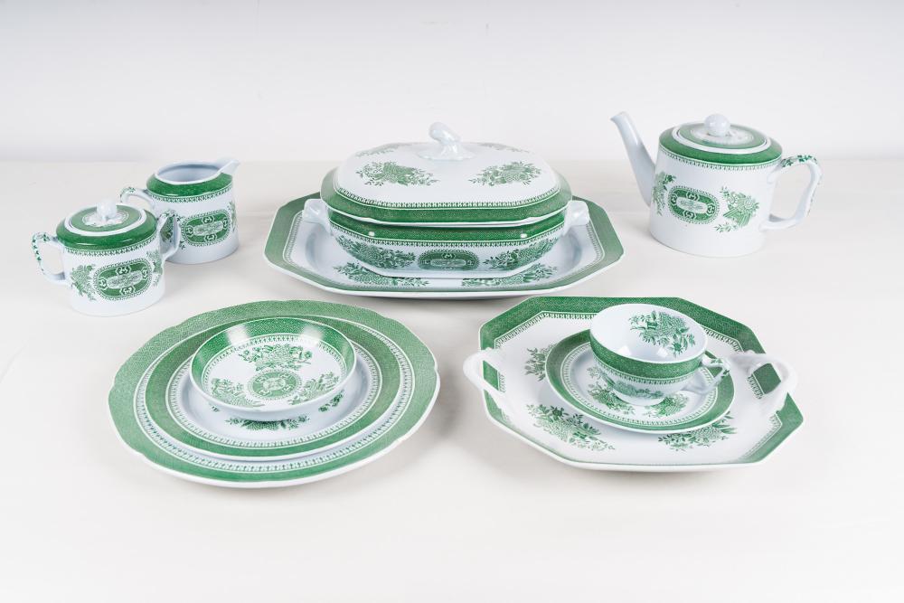 SPODE PORCELAIN DINNER SERVICEgreen
