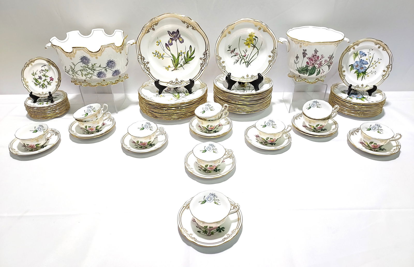 SPODE "STAFFORD FLOWERS" DINNERWARE