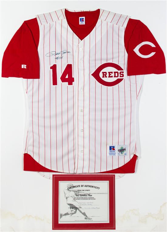(SPORTS MEMORABILIA BASEBALL)