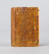 SPRUCE GUM BOX WITH GEOMETRICS