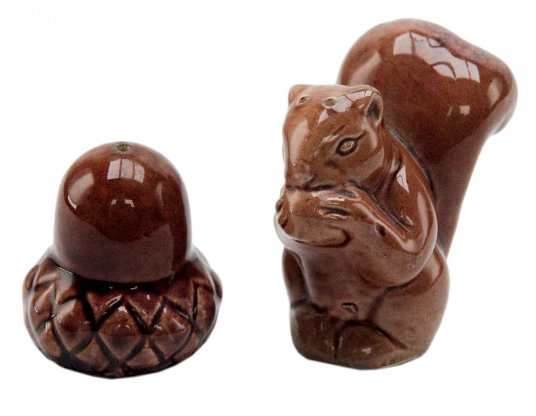 SQUIRREL AND NUT SALT & PEPPER
