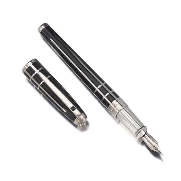 S.T. DUPONT FOUNTAIN PEN   Black