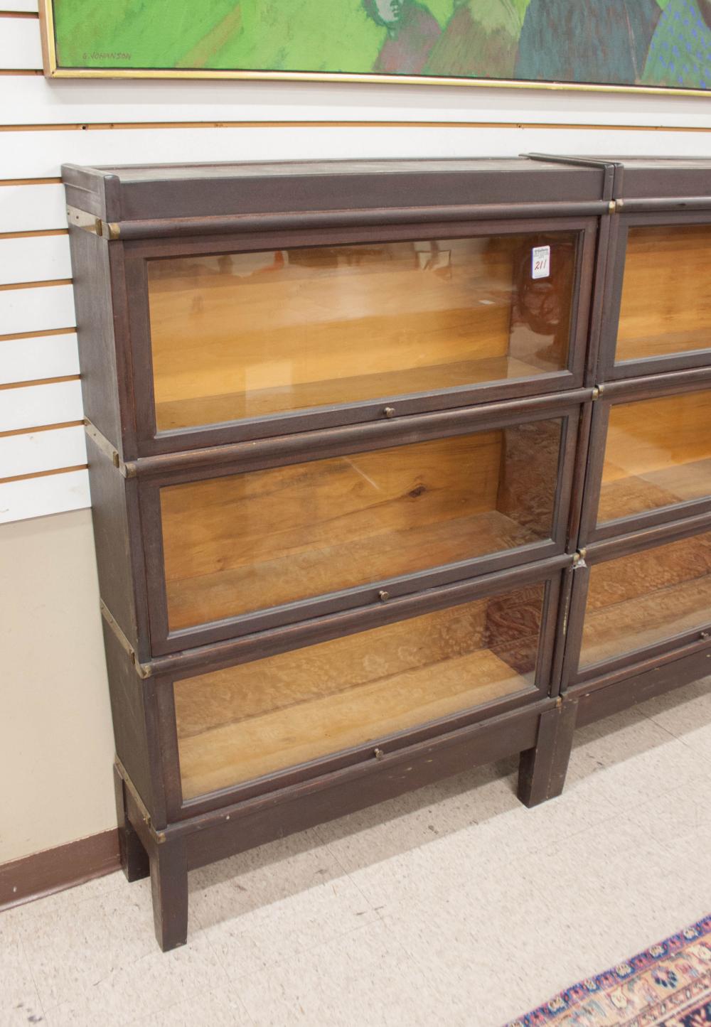 STACKING MAHOGANY