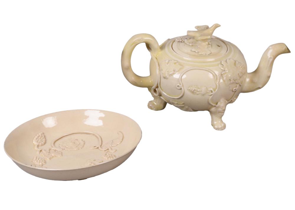STAFFORDSHIRE CREAMWARE TEAPOT