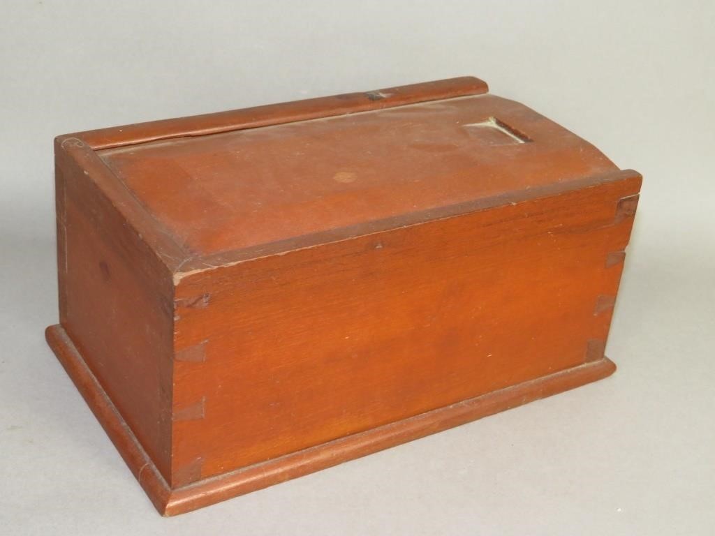 STAINED CHERRY WOOD SLIDE-LID