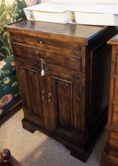 STAINED OAK SIDE CABINETStaine