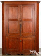 STAINED POPLAR ONE PIECE CORNE