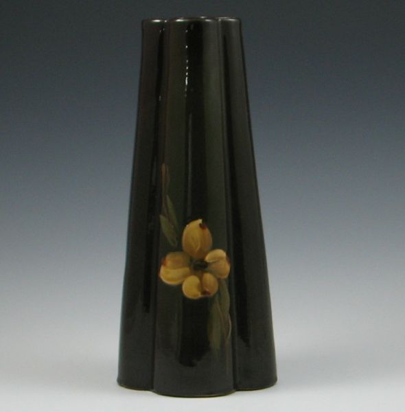 Standard Glaze Vase with Flower