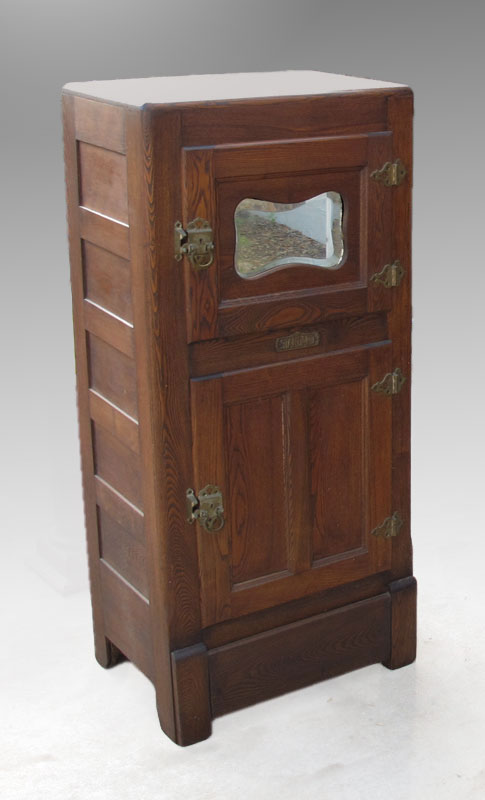 STANDARD GOLDEN OAK ICE CHEST