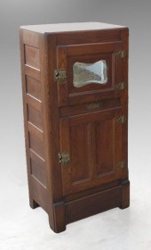 STANDARD GOLDEN OAK ICE CHEST