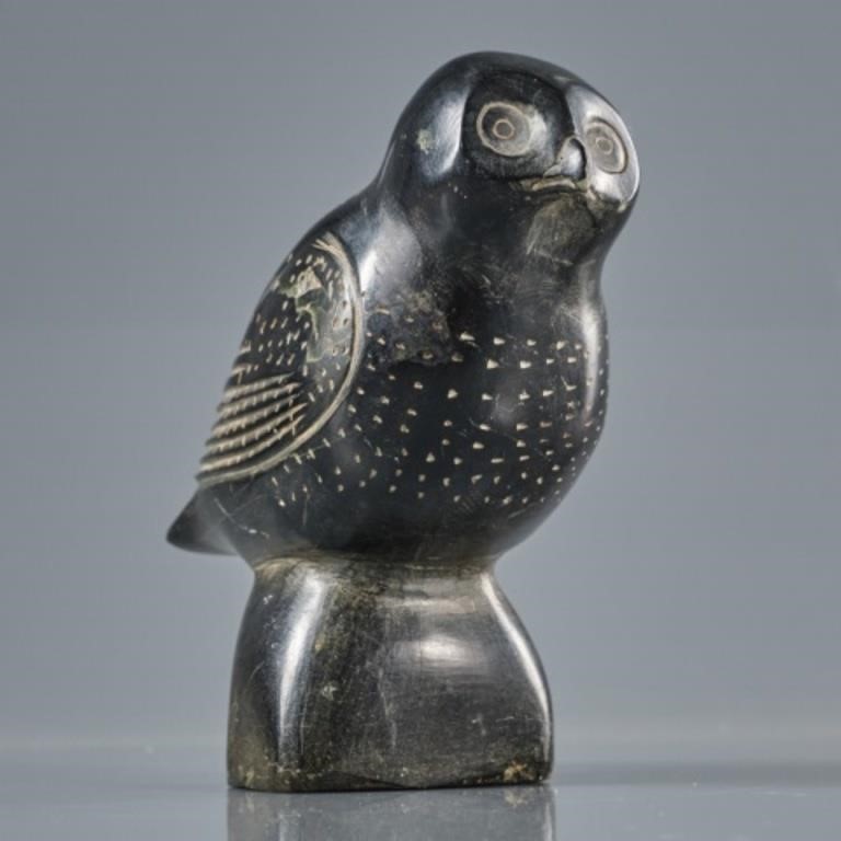 STANDING OWLPauloosie Kakie (b.1933