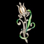 Staret Brooch A Staret brooch