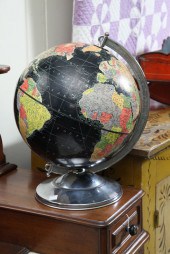 STARLIGHT GLOBE. Made by Replo