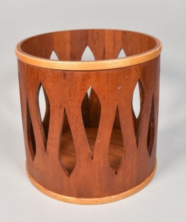 STAVED TEAK DANSK MAGAZINE