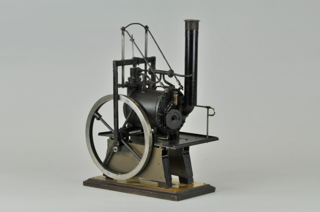 STEAM ENGINE This is a model