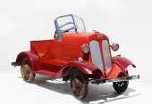 STEELCRAFT AUBURN PEDAL CAR: 2