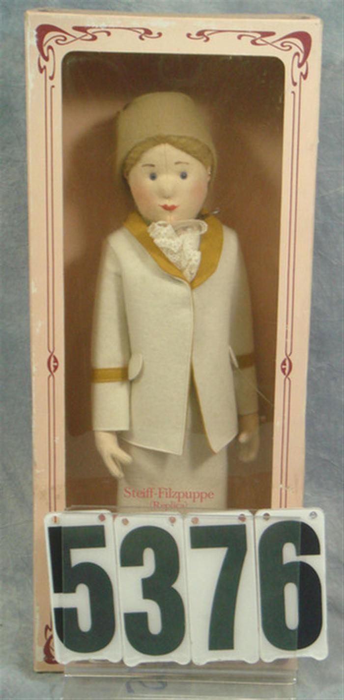 Steiff-Filzpuppe Magarete