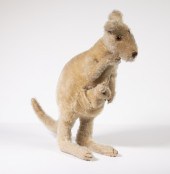 STEIFF KANGAROO WITH JOEY Vint