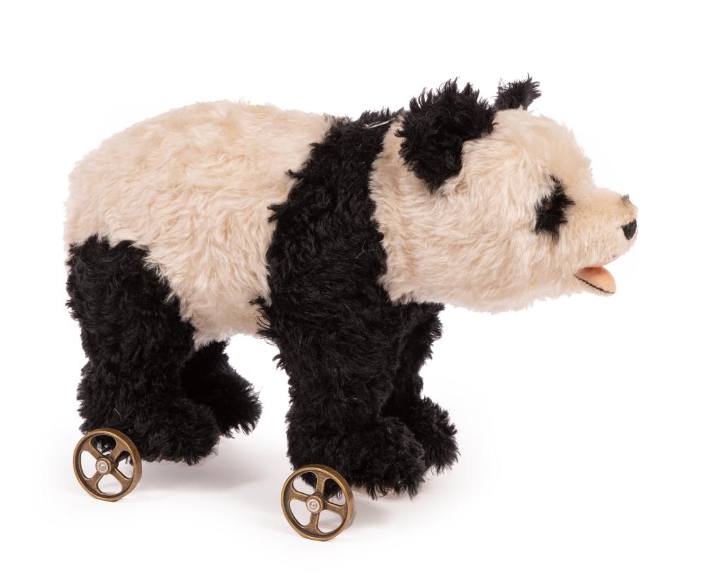 STEIFF PANDA ON WHEELSSteiff