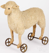 STEIFF SHEEP PULL TOY<br>Steif