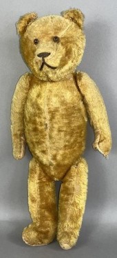 STEIFF-TYPE GOLDEN MOHAIR HUMP