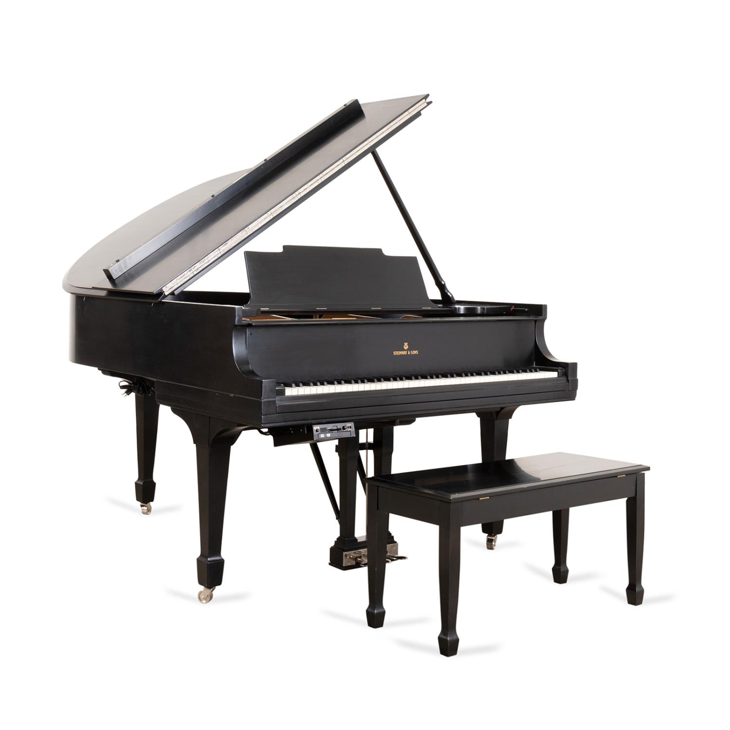 STEINWAY 1927 BLACK BABY GRAND