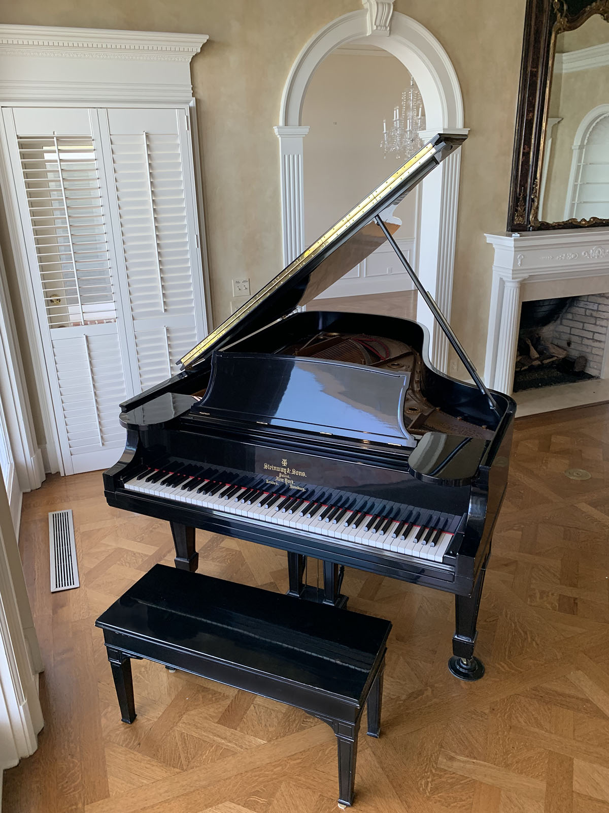 STEINWAY ''B'' 7FT PIANO SERIAL