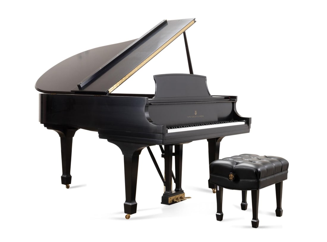 STEINWAY EBONY MODEL M BABY GRAND