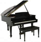 STEINWAY & SONS MODEL S EBONY