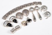 Sterling and onyx jewelry grou
