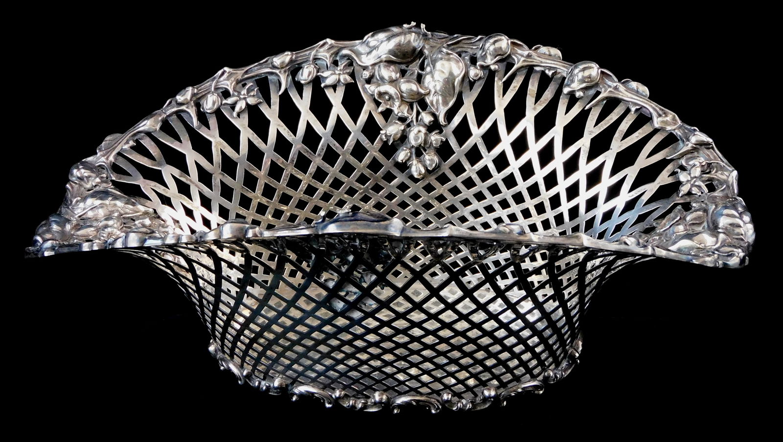 STERLING: OBLONG BASKET WITH