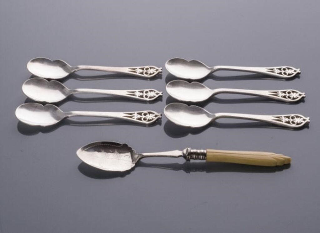 STERLING SHEFFIELD SPOONSA set of