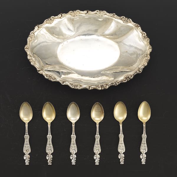 STERLING SILVER DISH AND SPOONS 