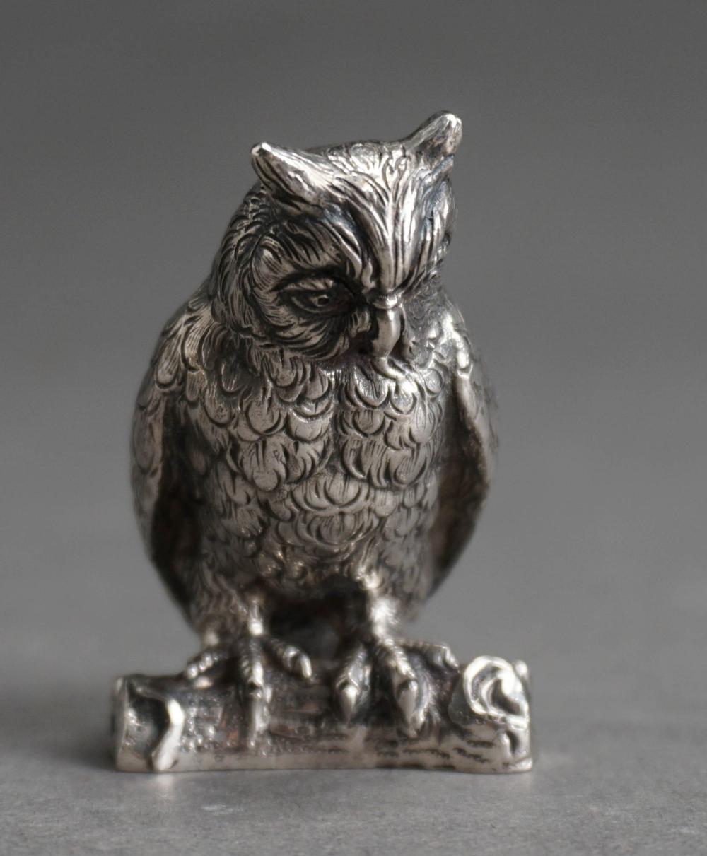 STERLING SILVER FIGURE OF OWL ON