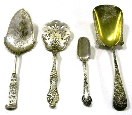 STERLING SILVER  four pieces: pie