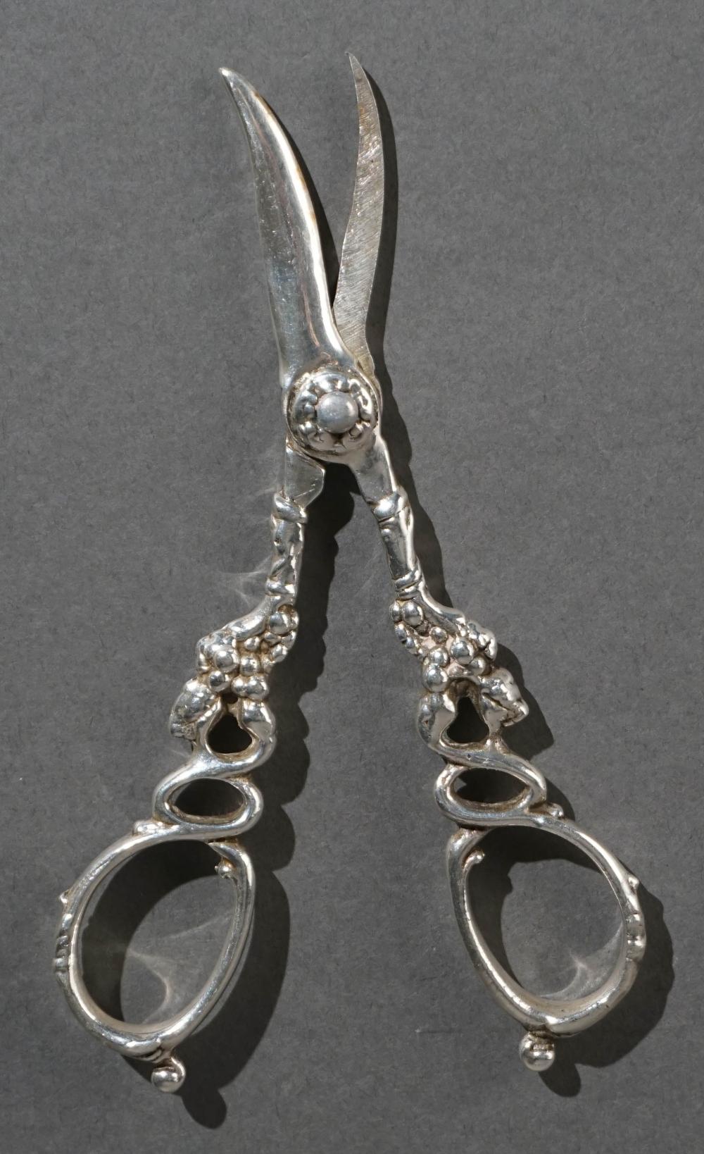 STERLING SILVER GRAPE SHEARS, 3.5