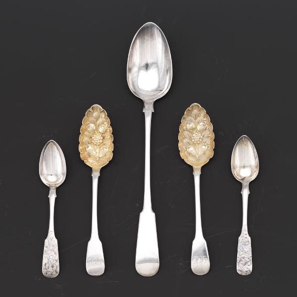 STERLING SILVER GROUP OF ENGLISH,