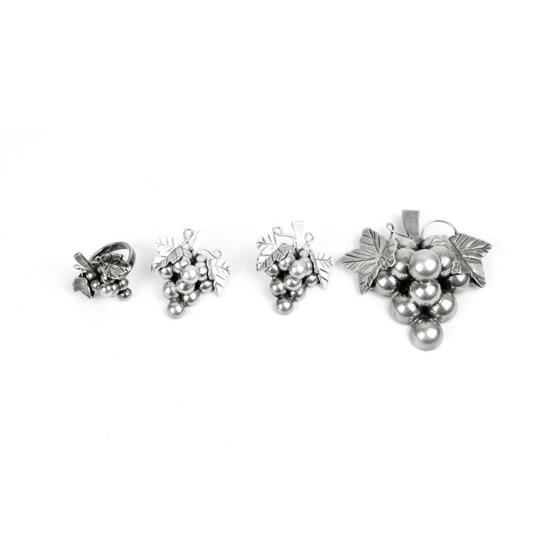 STERLING SILVER JEWELRY