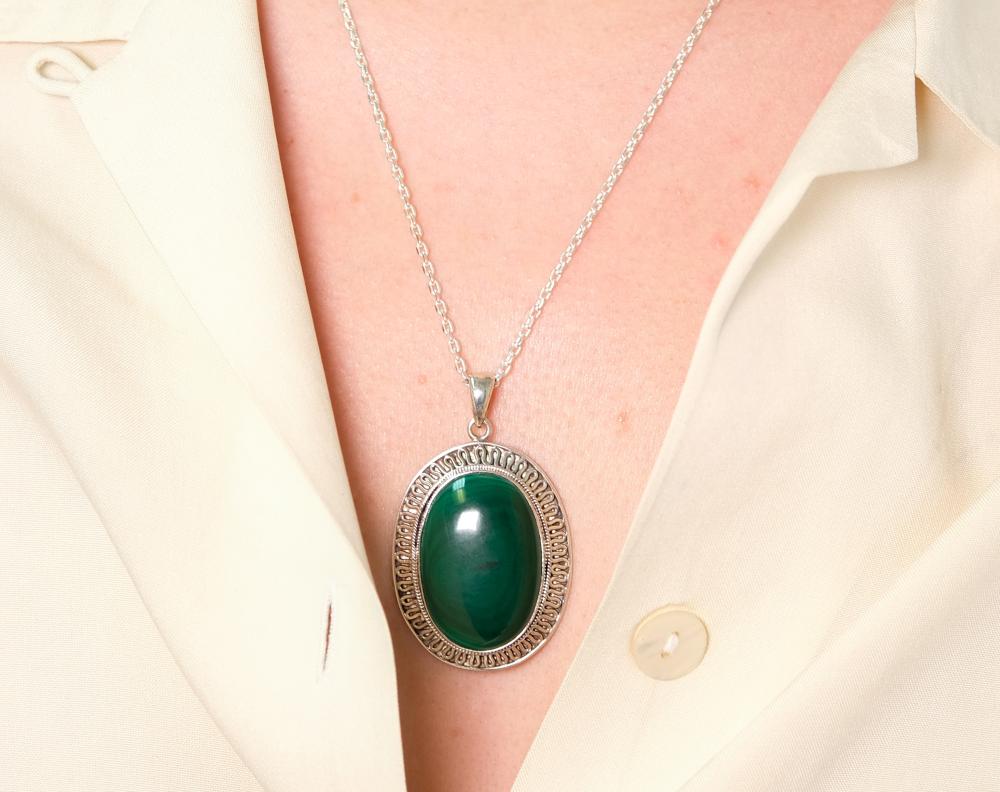 STERLING SILVER & MALACHITE PENDANT
