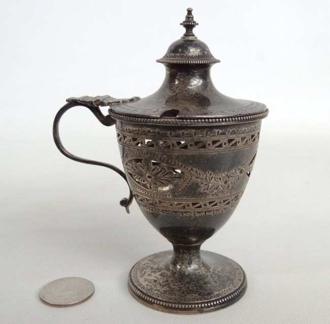Sterling silver mustard pot.
